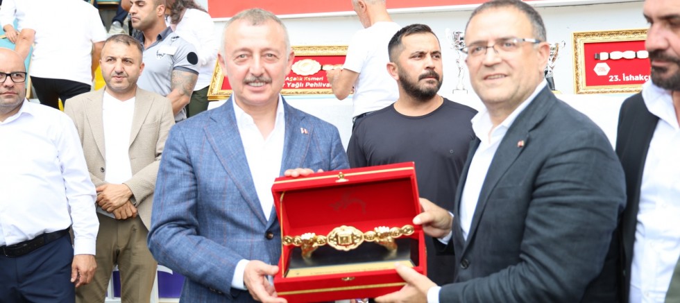 Başkan Büyükakın’a İshakçılar’da sevgi seli