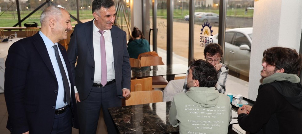 BAŞKAN BÜYÜKGÖZ’DEN GÜZİDE KAMPÜS ZİYARETİ