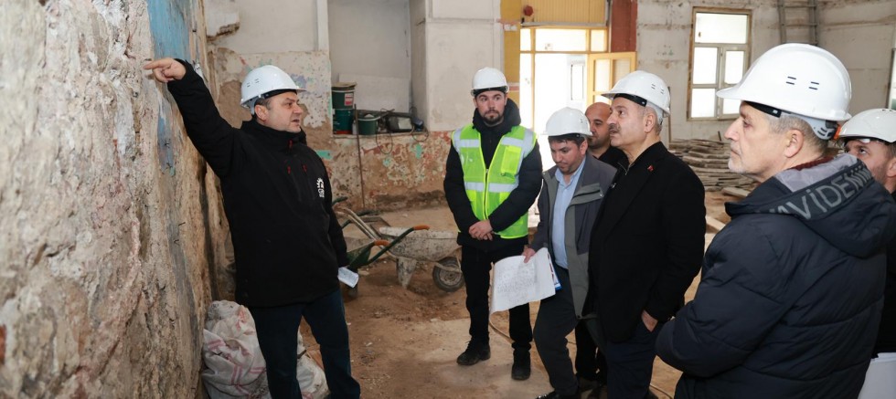BAŞKAN BÜYÜKGÖZ, TARİHİ ÇARŞI HAMAMI RESTORASYONUNU YERİNDE İNCELEDİ