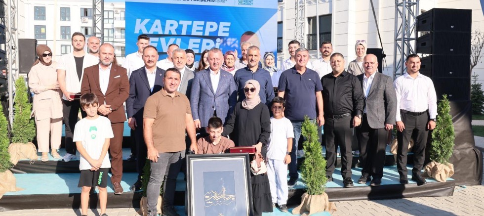 Büyükşehir 144 aileyi daha ev sahibi yaptı