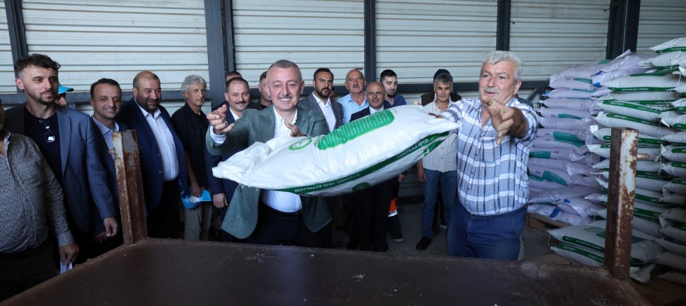 Büyükşehir’den çiftçiye yüzde 50 hibeli tohum desteği