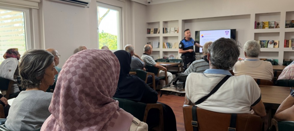 Büyükşehir’den ‘Saygınlar’a dijital güvenlik eğitimi