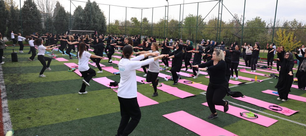 Çayırova Bilgievi kursiyerleri, matını al gel etkinliğinde buluştu