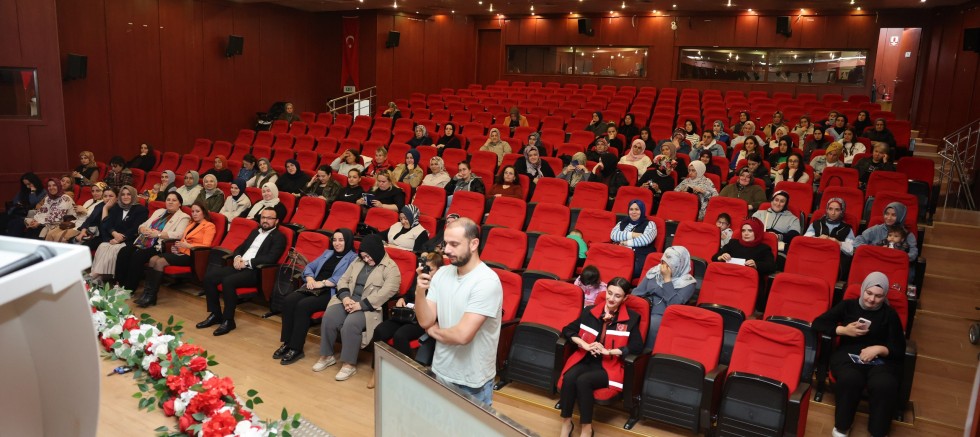 Çayırova’da Kadına Yönelik Şiddetle  Mücadele Eğitimi 