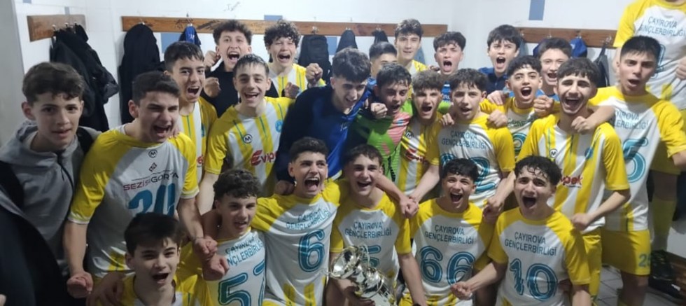 Çayırova Gençlerbirliği SK: 1 SEZON 3 KUPA