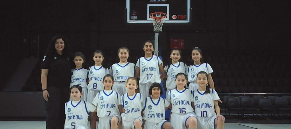 Çayırova’nın minik basketbolcuları şampiyon oldu