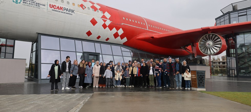 Çayırovalı özel öğrenciler, Uçak Park’ı ziyaret etti