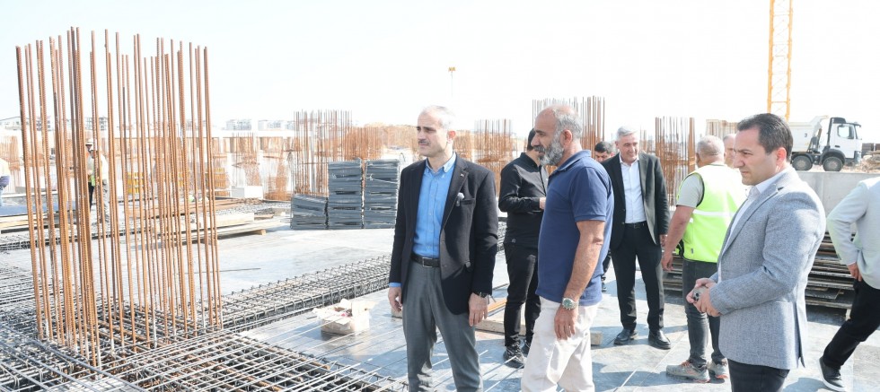 Çiftçi, “Hastanemizin inşaatı hızla devam ediyor”