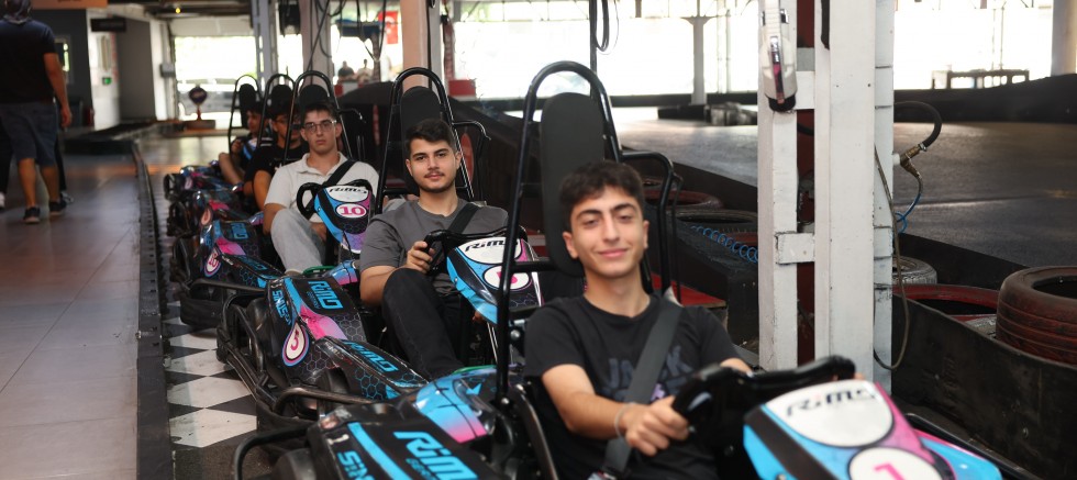 Darıca’da gençlere adrenalin dolu Go-Kart etkinliği