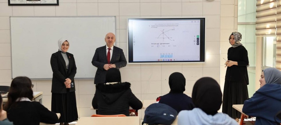 Darıca’da Öğrencilerin Eğitim Yolculuğunda KİGEM Desteği