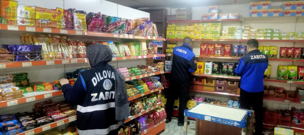 Dilovası Zabıtası’ndan Market ve Bakkallara fiyat ve etiket denetimi