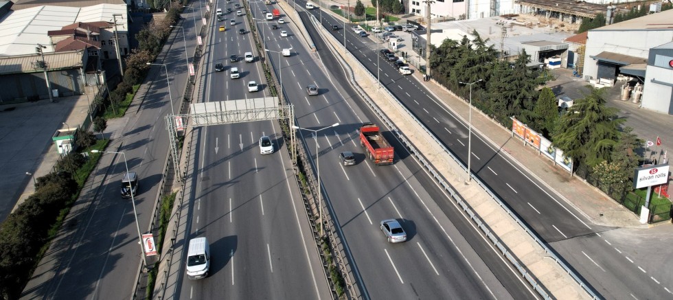E5'ten Gebze Beylikbağı’na yeni katılım şeridi hizmete alındı