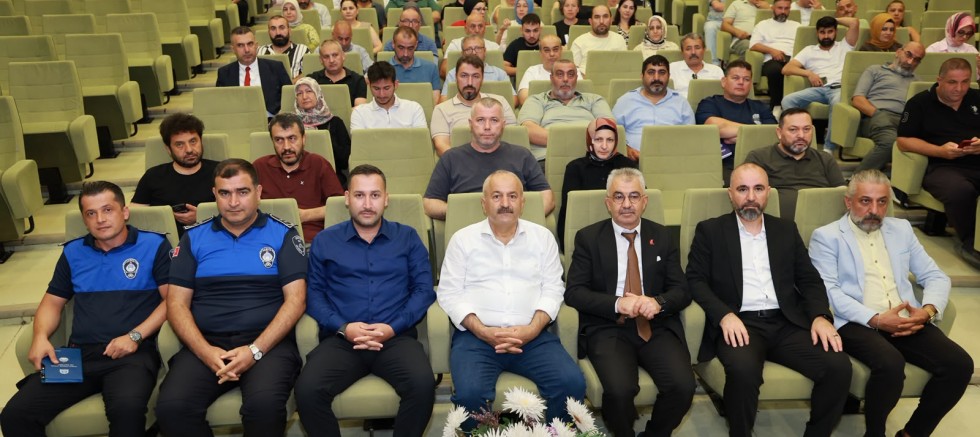 Gebze Bakkallar ve Bayiler Esnaf Odası üyelerine Gıda Güvenliği eğitimi