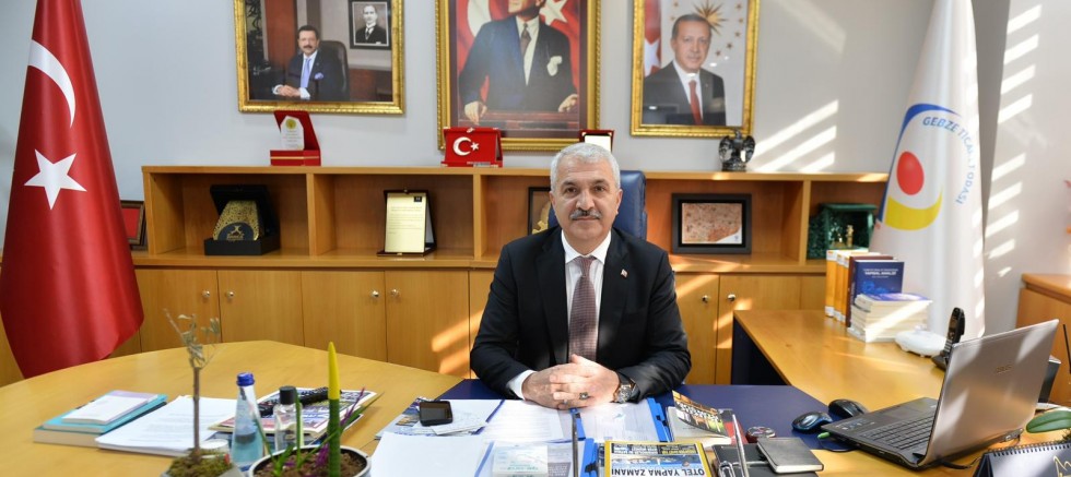 GEBZE TİCARET ODASI YÖNETİM KURULU BAŞKANI ABDURRAHMAN ASLANTAŞ’IN RAMAZAN BAYRAMI KUTLAMA MESAJI