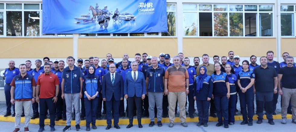 Hayri Baraçlı’dan zabıtaya 200. yıl ziyareti
