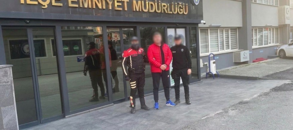 Kocaeli’de Rüşvet Suçundan Aranan Şahıs Yakalandı