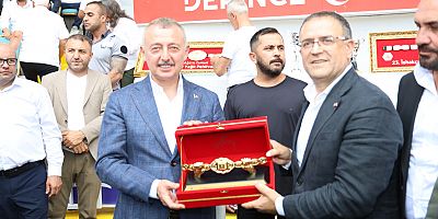 Başkan Büyükakın’a İshakçılar’da sevgi seli