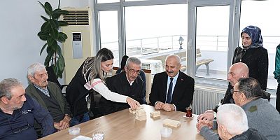 Başkan Büyükgöz, Barış Mahallesi’nde Huzurevi Sakinleriyle Bir Araya Geldi