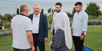 Başkan Büyükgöz, Eskihisar Millet Bahçesi ve Botanik Parkı'nda Vatandaşlarla Bir Araya Geldi