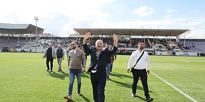 Başkan Büyükgöz Gebzespor Maçında