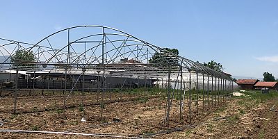 Büyükşehir’den çiftçilere modern sera desteği