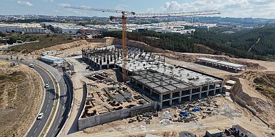 Çayırova Devlet Hastanesi’nde çalışmalar devam ediyor