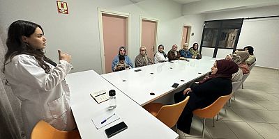 Çayırovalı veliler, rehberlik servisi hizmetiyle bilgileniyor