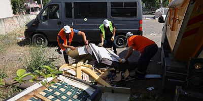Darıca'da atıkları gelişi güzel bırakmayın, arayın gelip alalım!
