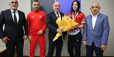 Darıca’nın Dünya Şampiyonu ödüllendirildi