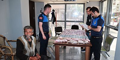 Dilencinin Üzerinden 20 Bin TL Para Çıktı