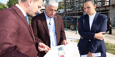 DİLOVASI’NDA PARKLAR YENİLENİYOR