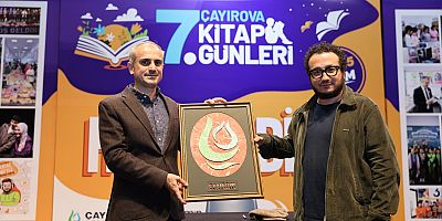 Erbaş, Çayırovalı sevenleriyle kitap günlerinde buluştu