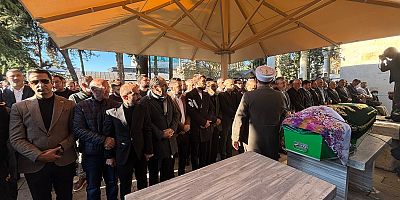 Gazeteci Zeynel Oğuz’un Annesi Perihan Oğuz Hayatını Kaybetti