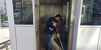 Gebze bölgesinde üst geçit asansörleri pırıl pırıl