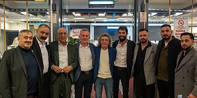 Gebze’de Vefa Sofrası: Aydın Hacıosmanoğlu merhum Babası İçin İftar sofrası açtı