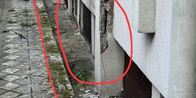 Gebze İlçe Milli Eğitim Müdürlüğü binasının da kolonları çatlamış. 
