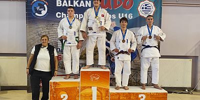 Kağıtspor’un yükselişi dünya kürsüsünde taçlanıyor