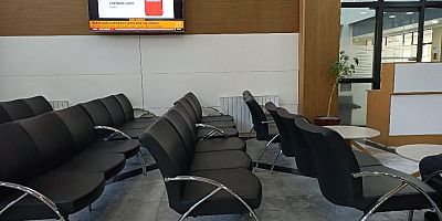 Kocaeli Üniversitesi Onkoloji Merkezinde İlginç Oturma Düzeni