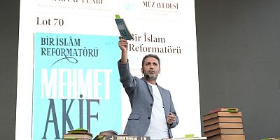 Nadide eserler açık artırmayla satıldı