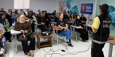 Narkotik polisinden annelere eğitim