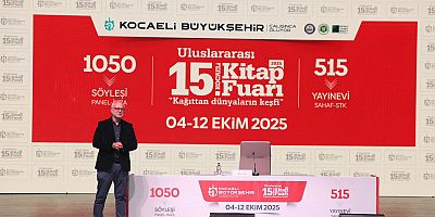 Prof. Dr. Sayar’dan, Kitap Fuarı’na övgü